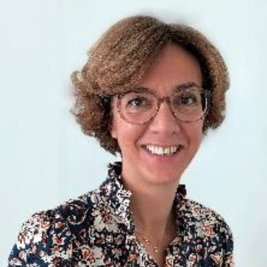 Alexia Blesius headshot