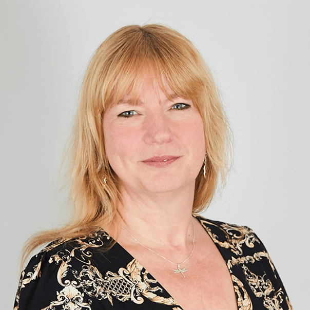 Vicki Martin headshot